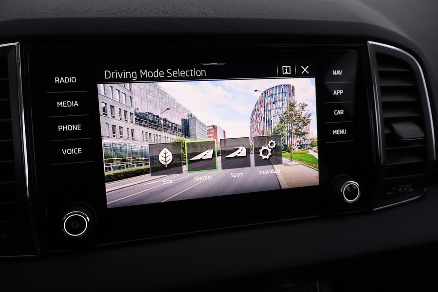 Skoda Karoq vaihtoauto