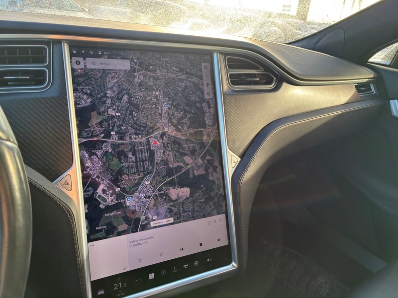 Tesla Model S vaihtoauto
