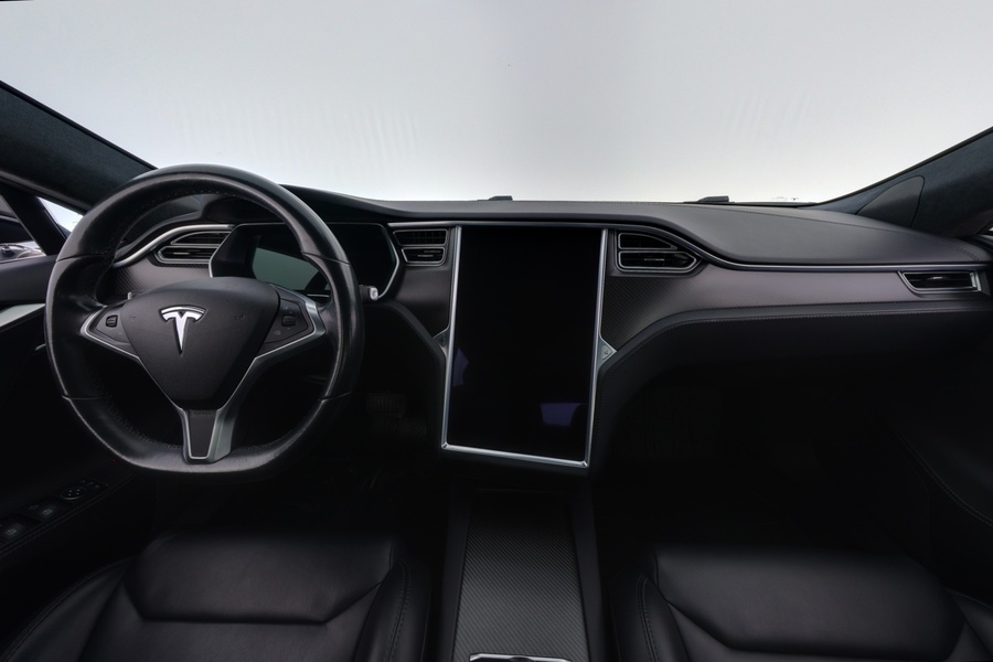 Tesla Model S vaihtoauto