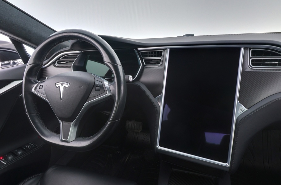 Tesla Model S vaihtoauto