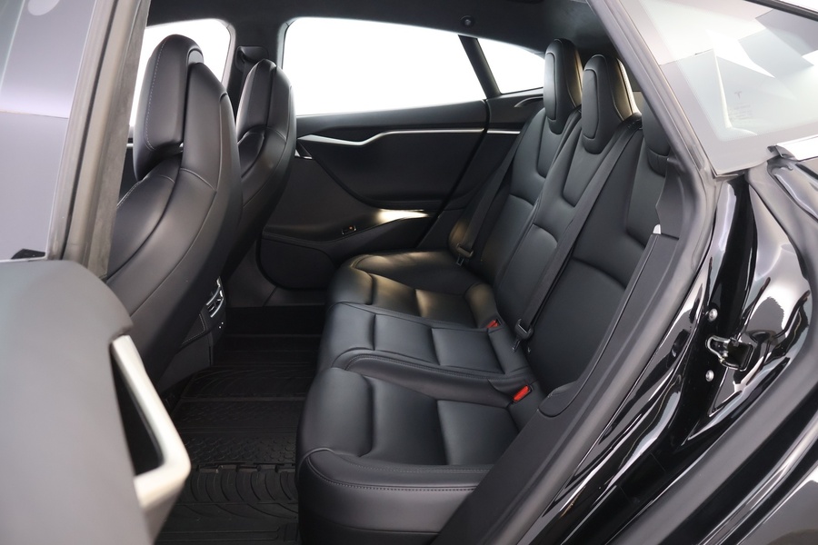 Tesla Model S vaihtoauto