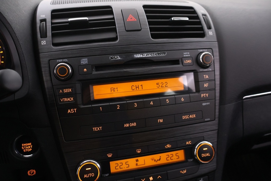 Toyota Avensis vaihtoauto