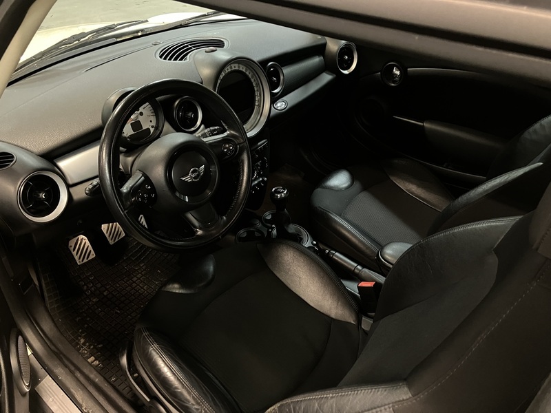 Mini Cooper vaihtoauto