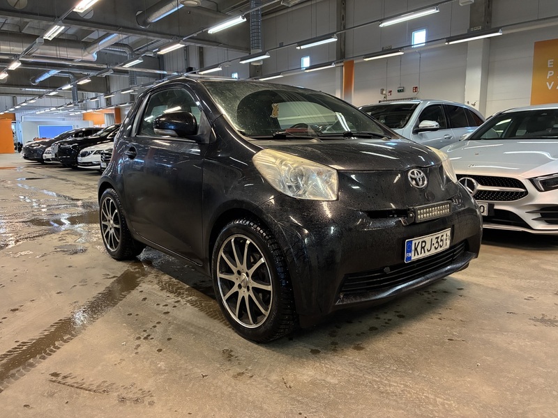 Toyota iQ vaihtoauto