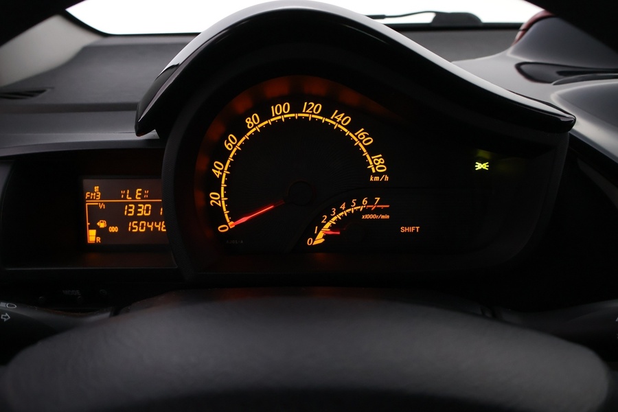 Toyota iQ vaihtoauto