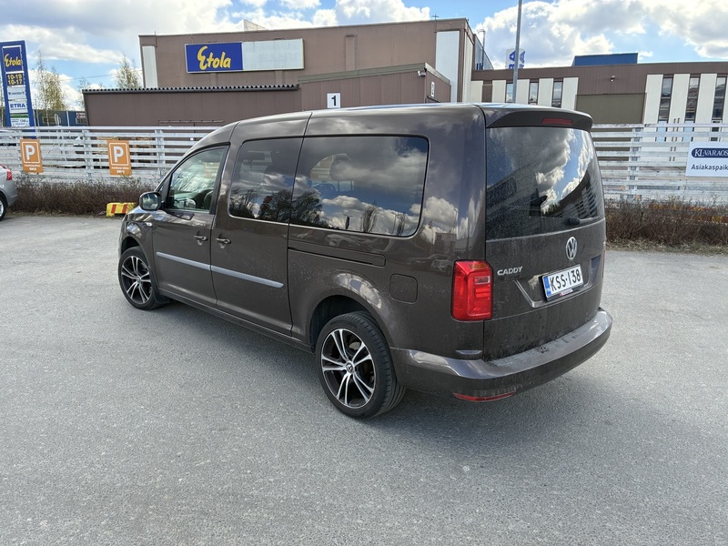 Volkswagen Caddy Maxi vaihtoauto