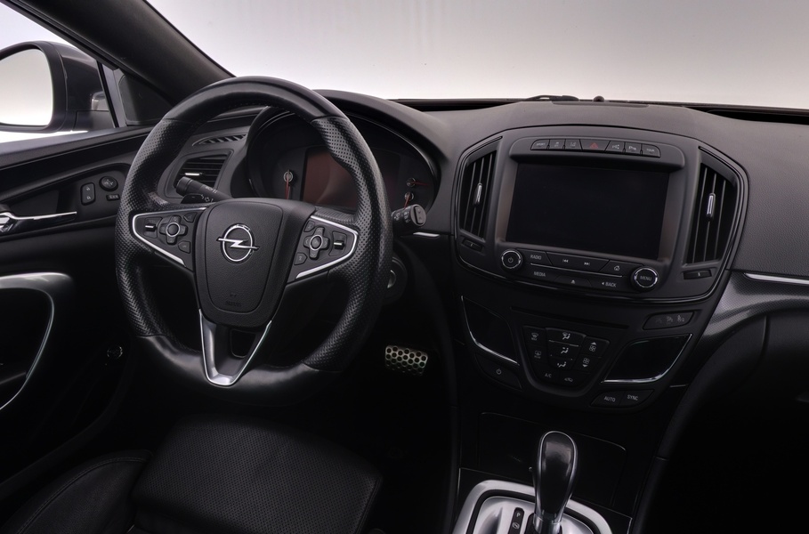 Opel Insignia vaihtoauto