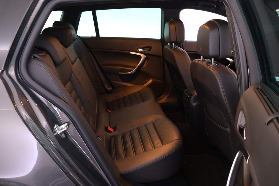 Opel Insignia vaihtoauto