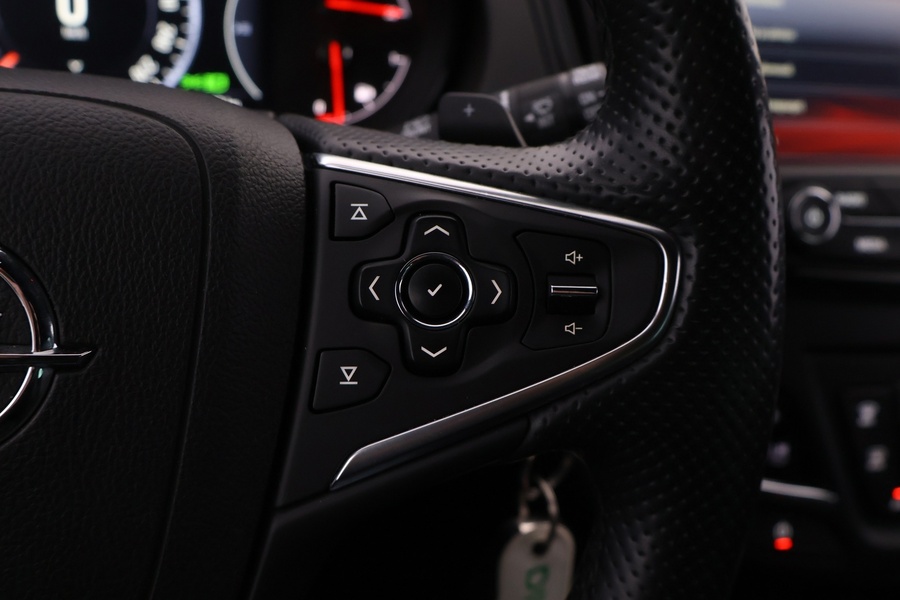 Opel Insignia vaihtoauto