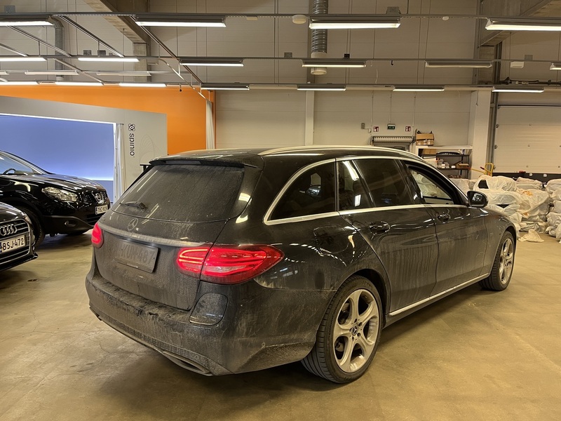 Mercedes-Benz C vaihtoauto