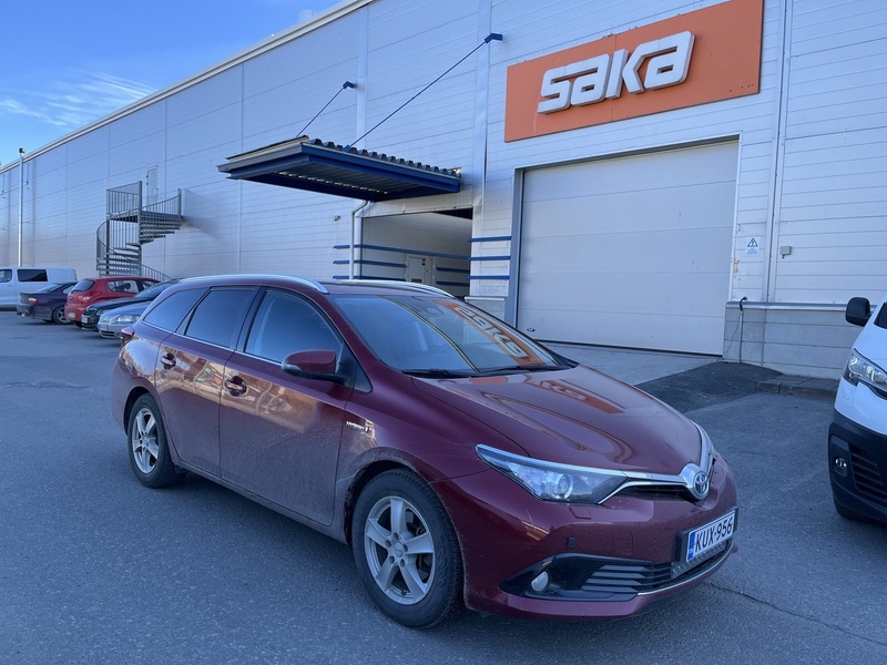 Toyota Auris vaihtoauto