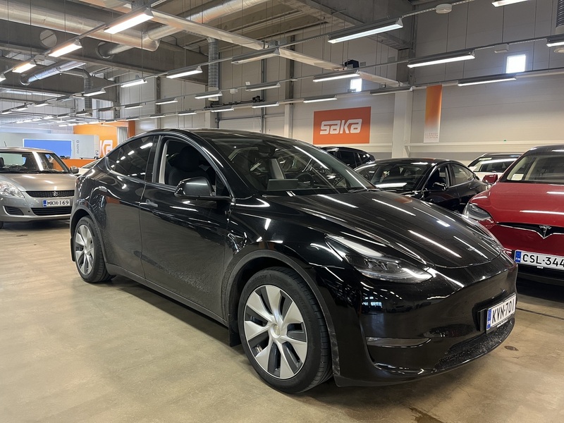 Tesla Model Y vaihtoauto
