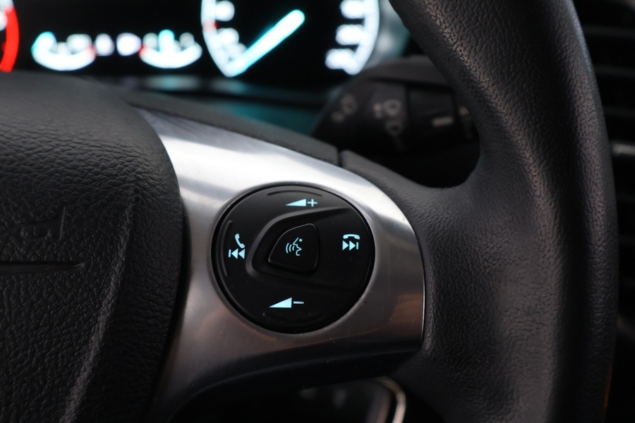 Ford Transit Connect vaihtoauto