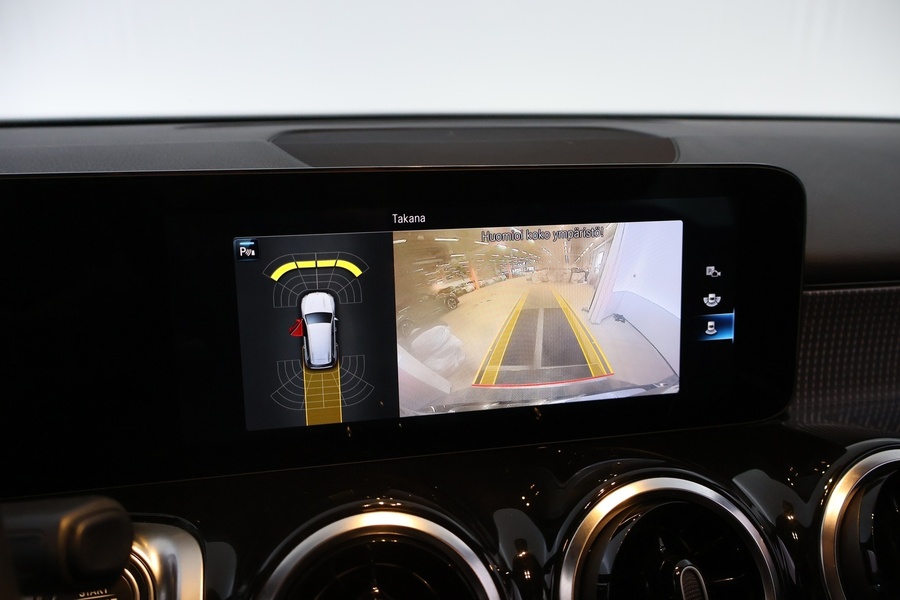 Mercedes-Benz GLB vaihtoauto