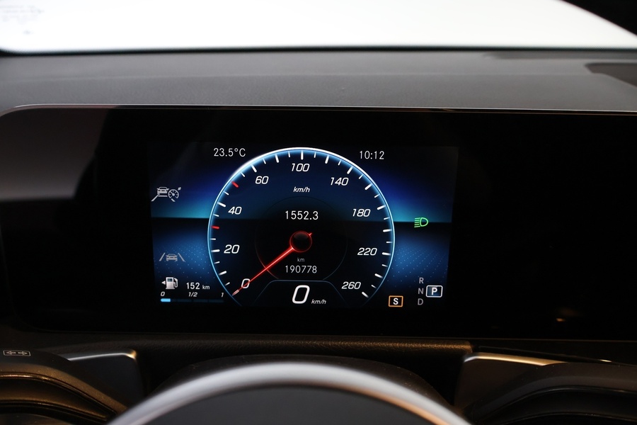 Mercedes-Benz GLB vaihtoauto