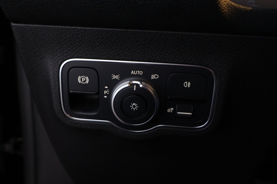 Mercedes-Benz GLB vaihtoauto