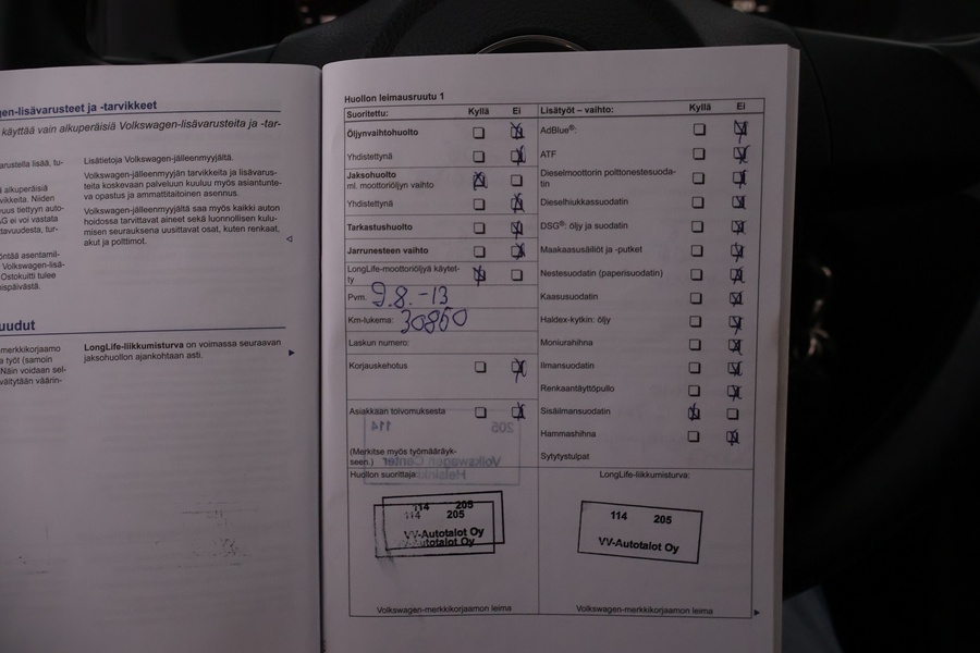 Volkswagen Touran vaihtoauto