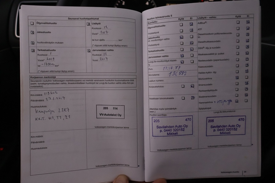 Volkswagen Touran vaihtoauto