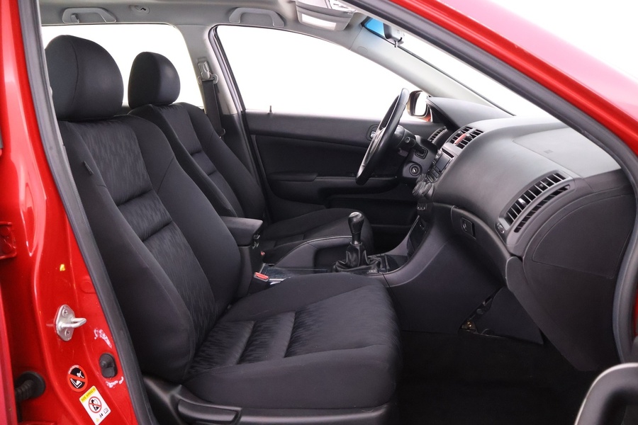 Honda Accord vaihtoauto