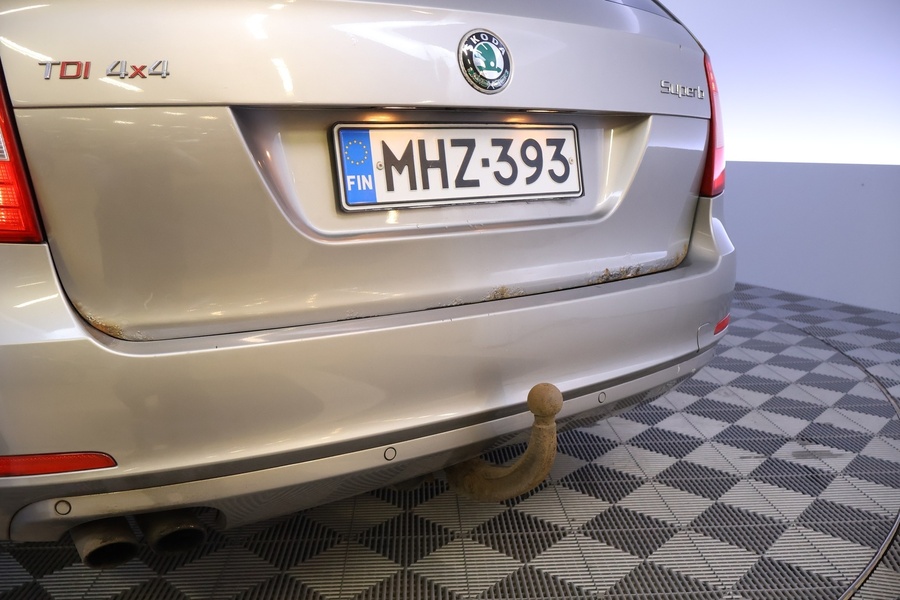 Skoda Superb vaihtoauto