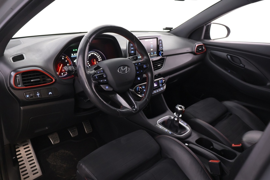 Hyundai i30 Fastback vaihtoauto