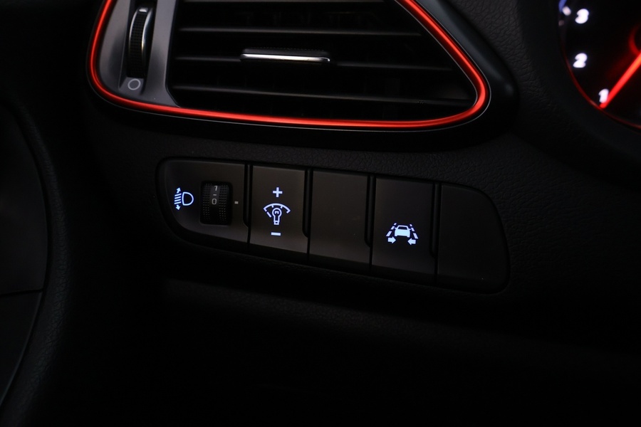 Hyundai i30 Fastback vaihtoauto