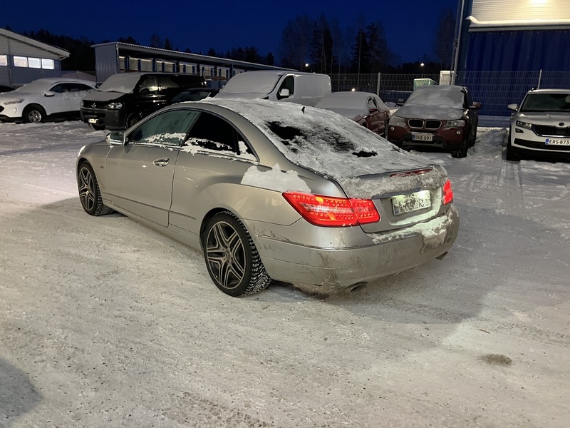 Mercedes-Benz E vaihtoauto