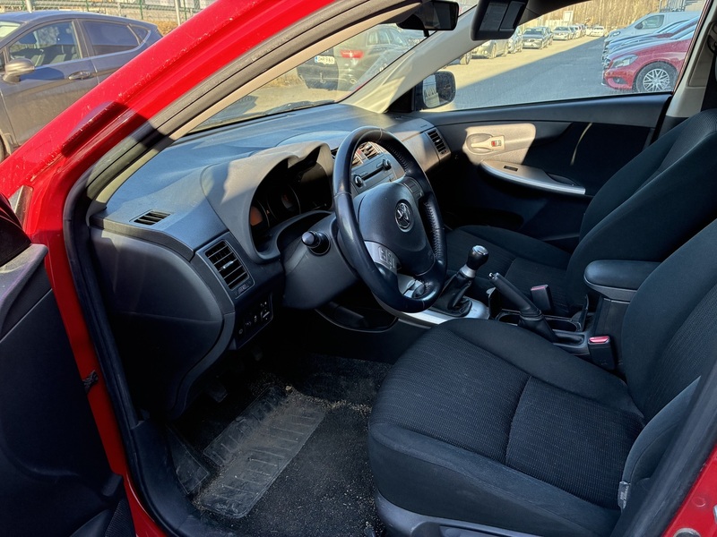 Toyota Corolla vaihtoauto