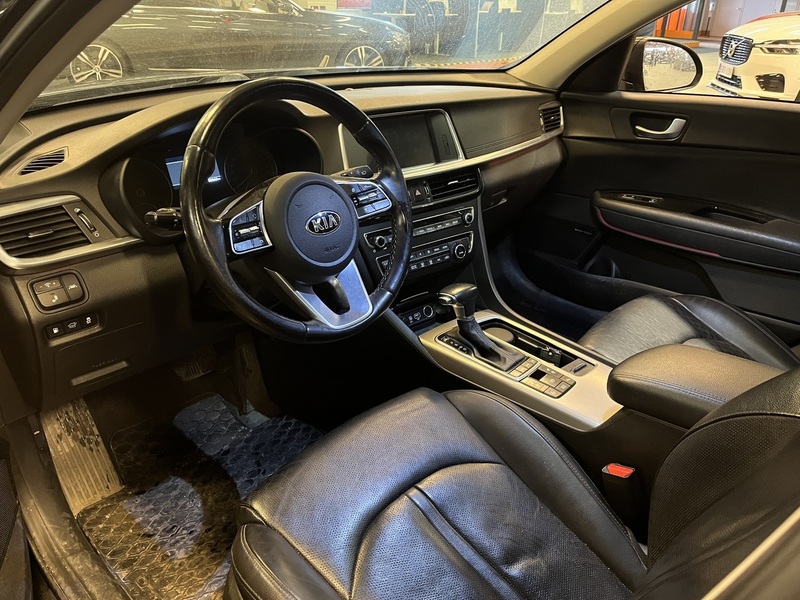 Kia Optima vaihtoauto