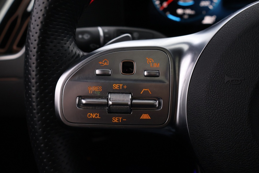 Mercedes-Benz EQC vaihtoauto