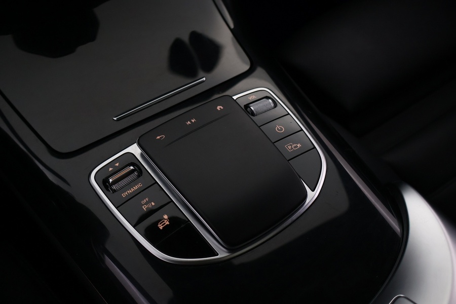 Mercedes-Benz EQC vaihtoauto