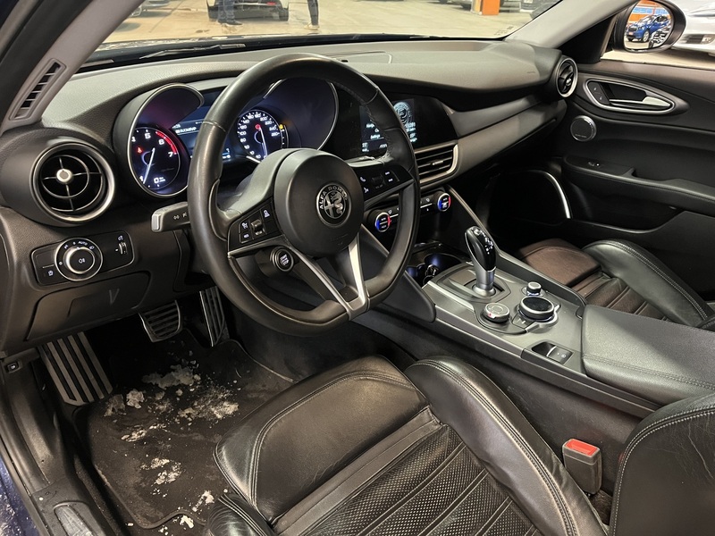 Alfa Romeo Giulia vaihtoauto