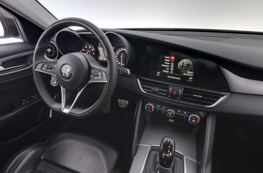 Alfa Romeo Giulia vaihtoauto