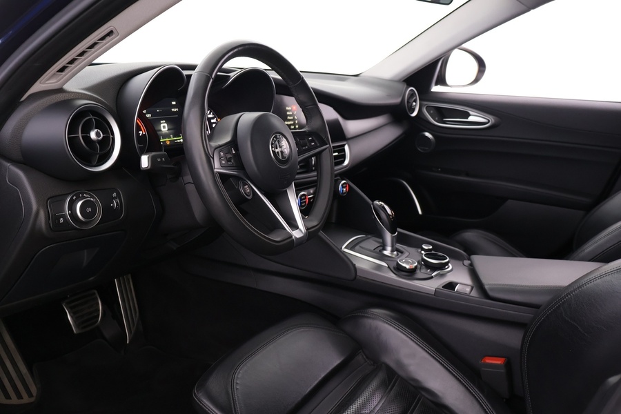 Alfa Romeo Giulia vaihtoauto