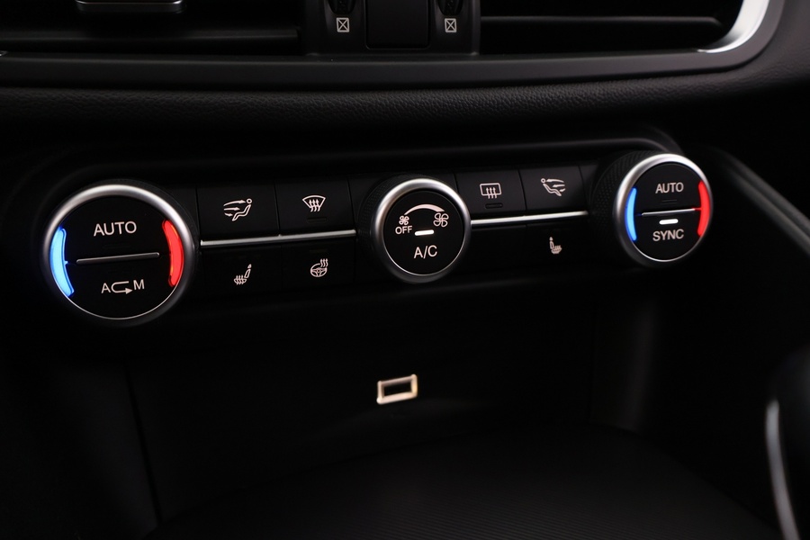 Alfa Romeo Giulia vaihtoauto