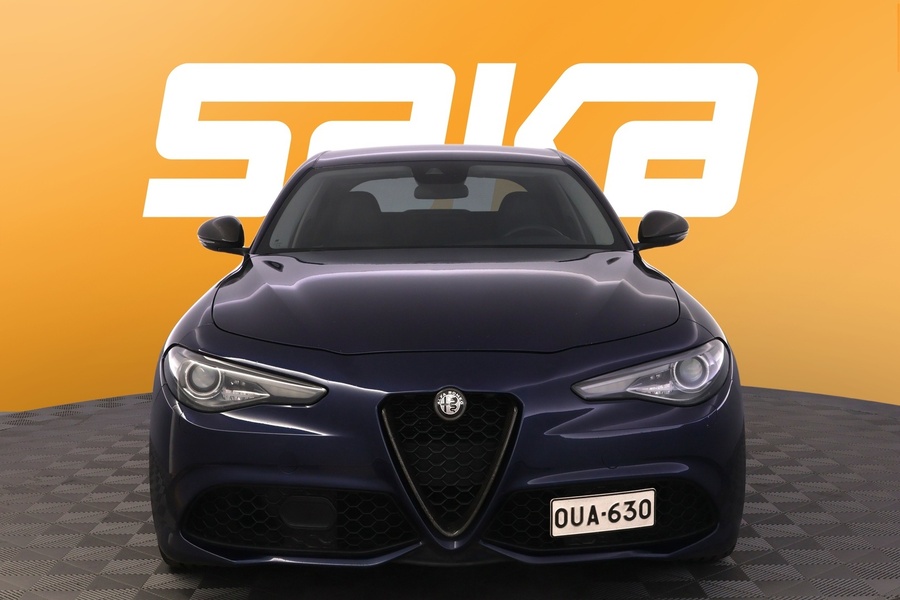 Alfa Romeo Giulia vaihtoauto