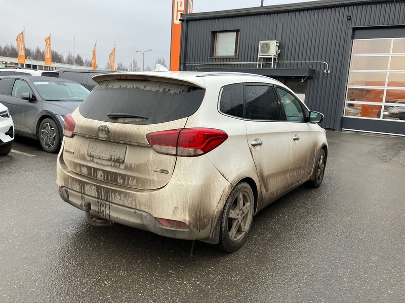 Kia Carens vaihtoauto