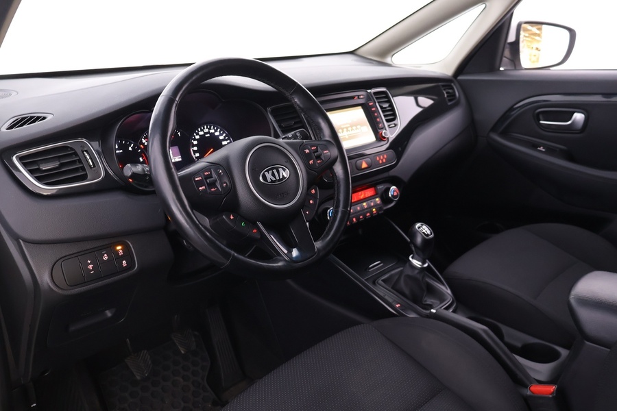 Kia Carens vaihtoauto