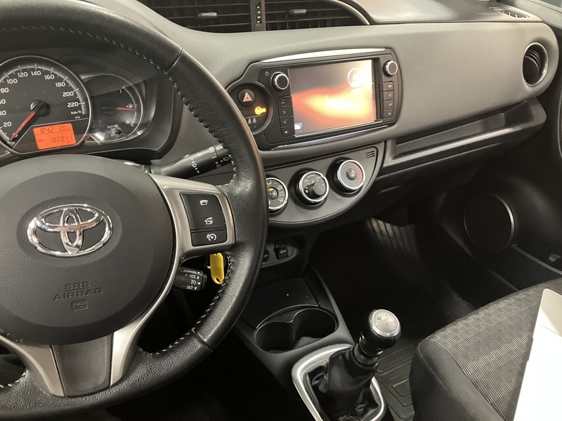 Toyota Yaris vaihtoauto