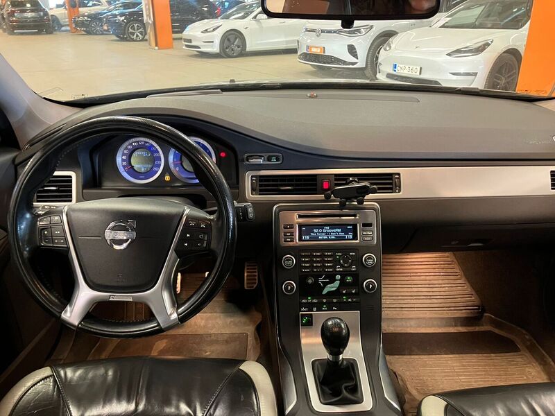 Volvo V70 vaihtoauto