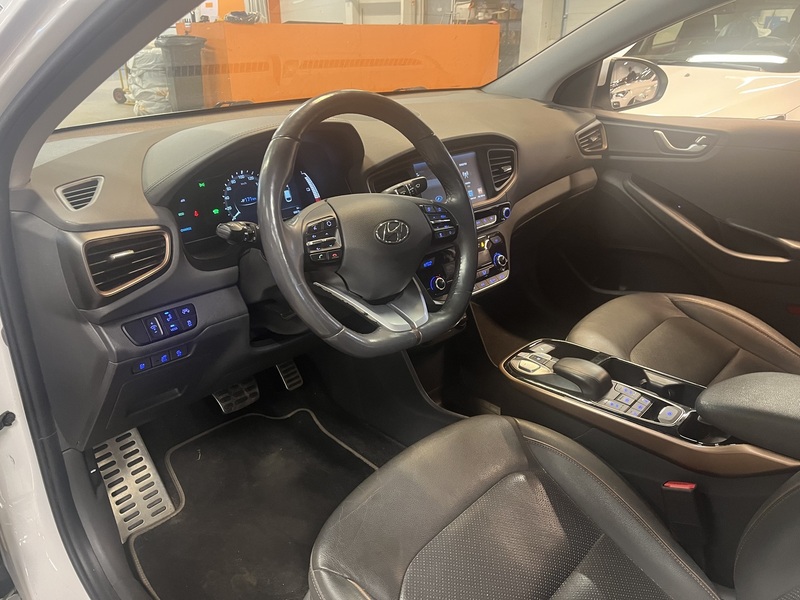Hyundai IONIQ electric vaihtoauto