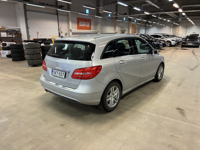 Mercedes-Benz B vaihtoauto