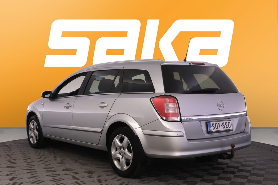 Opel Astra vaihtoauto