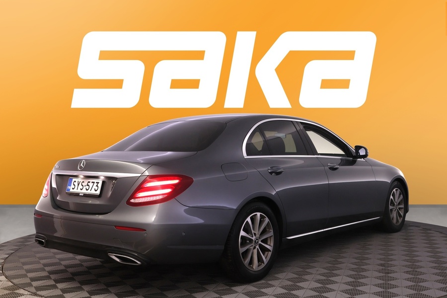 Mercedes-Benz E vaihtoauto