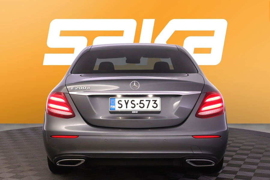 Mercedes-Benz E vaihtoauto