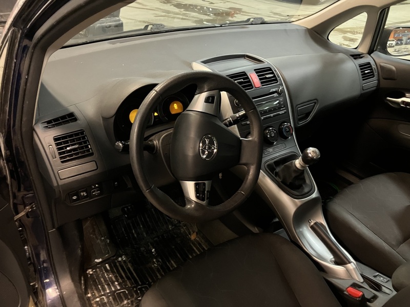 Toyota Auris vaihtoauto