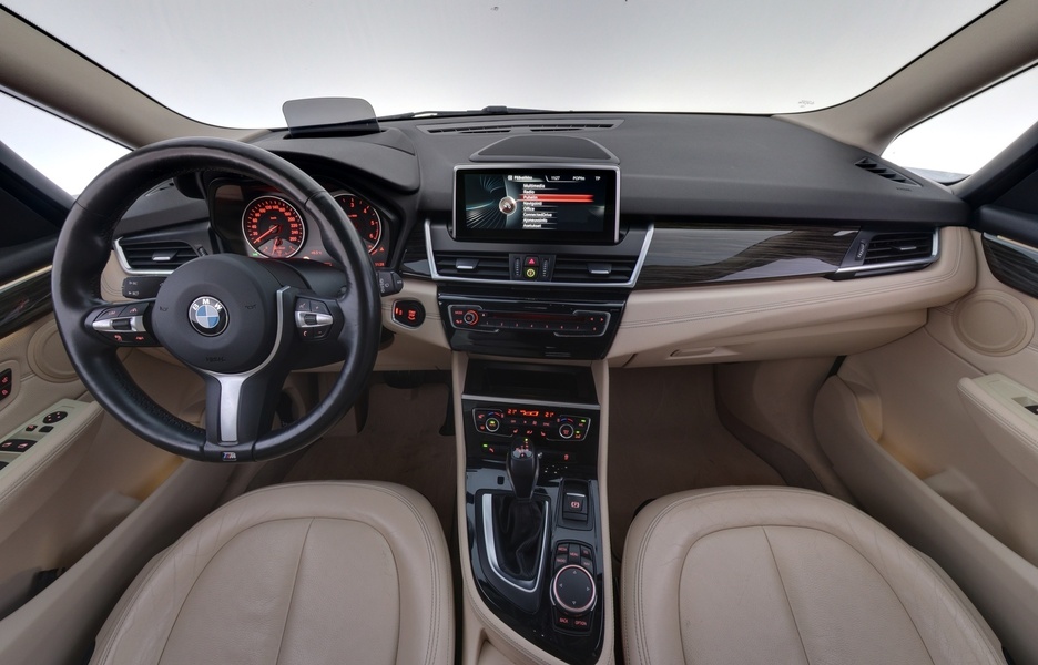 BMW 218 vaihtoauto