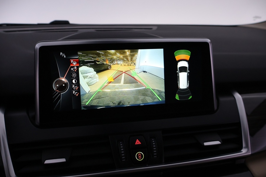 BMW 218 vaihtoauto