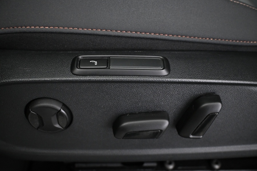 Cupra Born vaihtoauto