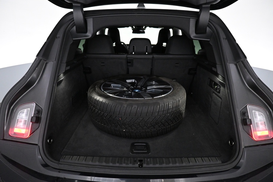 BMW iX vaihtoauto